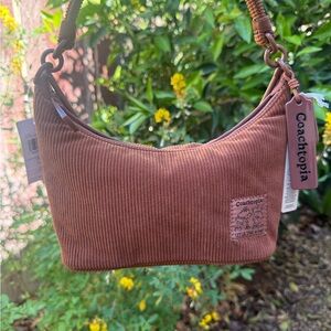 COACHTOPIA LOOP SHOULDER BAG